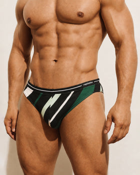 SWIM BRIEF 02 — SIGNATURE CUT